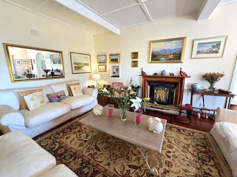 3 Bedroom Property for Sale in Lakeside Western Cape